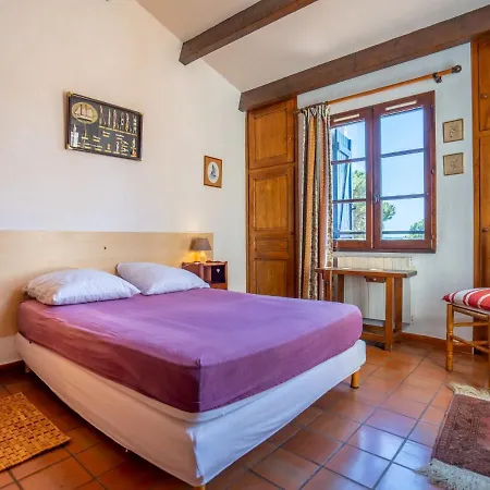 別荘 Domaine Des Restanques By Interhome サント・マキシム